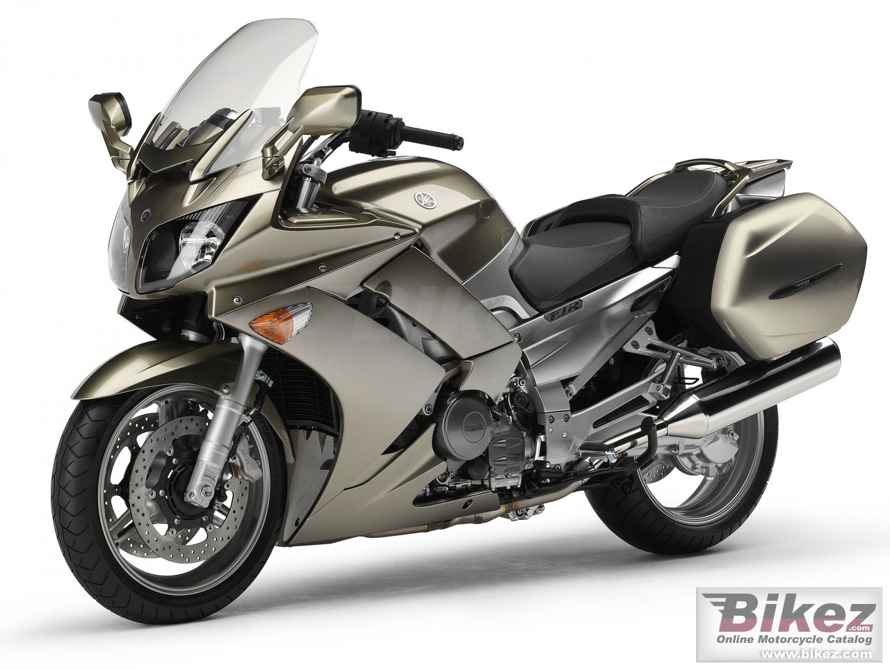 Big Yamaha fjr 1300 as picture and wallpaper from Bikez.com